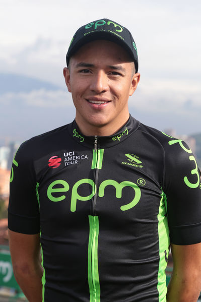 Equipo  Ciclismo EPM 2017
Equipo de Ciclismo EPM 2017
Fecha: Marzo 15 de 2017
Lugar: UVA Ilusión Verde- El Tesoro/ Poblado
Para descargar esta fotografía en alta resolución, haga clic sobre la imagen hasta que la misma se despliegue en la pantalla completa; luego dé clic derecho y elija la opción "guardar imagen como". 
En caso de publicación por cualquier medio, solicitamos acompañarla del crédito: "Foto EPM"
Palabras clave: Equipo  Ciclismo EPM 2017 Eduar Diaz