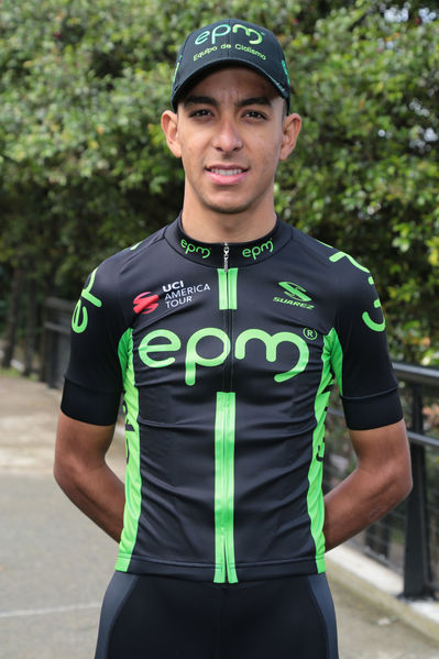 Equipo  Ciclismo EPM 2017
Equipo de Ciclismo EPM 2017
Fecha: Marzo 15 de 2017
Lugar: UVA Ilusión Verde- El Tesoro/ Poblado
Para descargar esta fotografía en alta resolución, haga clic sobre la imagen hasta que la misma se despliegue en la pantalla completa; luego dé clic derecho y elija la opción "guardar imagen como". 
En caso de publicación por cualquier medio, solicitamos acompañarla del crédito: "Foto EPM"
Palabras clave: Equipo  Ciclismo EPM 2017 Sebastian Castaño