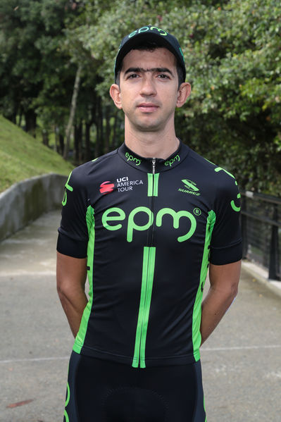 Equipo  Ciclismo EPM 2017
Equipo de Ciclismo EPM 2017
Fecha: Marzo 15 de 2017
Lugar: UVA Ilusión Verde- El Tesoro/ Poblado
Para descargar esta fotografía en alta resolución, haga clic sobre la imagen hasta que la misma se despliegue en la pantalla completa; luego dé clic derecho y elija la opción "guardar imagen como". 
En caso de publicación por cualquier medio, solicitamos acompañarla del crédito: "Foto EPM"
Palabras clave: Equipo  Ciclismo EPM 2017 Edwin Carvajal