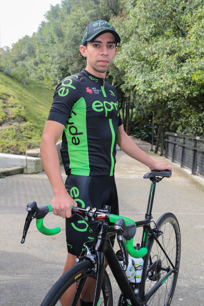 Equipo  Ciclismo EPM 2017
Equipo de Ciclismo EPM 2017
Fecha: Marzo 15 de 2017
Lugar: UVA Ilusión Verde- El Tesoro/ Poblado
Para descargar esta fotografía en alta resolución, haga clic sobre la imagen hasta que la misma se despliegue en la pantalla completa; luego dé clic derecho y elija la opción "guardar imagen como". 
En caso de publicación por cualquier medio, solicitamos acompañarla del crédito: "Foto EPM"
Palabras clave: Equipo  Ciclismo EPM 2017