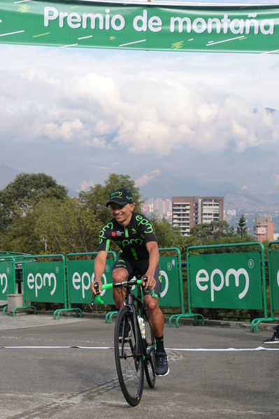 Equipo  Ciclismo EPM 2017
Equipo de Ciclismo EPM 2017
Fecha: Marzo 15 de 2017
Lugar: UVA Ilusión Verde- El Tesoro/ Poblado
Para descargar esta fotografía en alta resolución, haga clic sobre la imagen hasta que la misma se despliegue en la pantalla completa; luego dé clic derecho y elija la opción "guardar imagen como". 
En caso de publicación por cualquier medio, solicitamos acompañarla del crédito: "Foto EPM"
Palabras clave: Equipo  Ciclismo EPM 2017