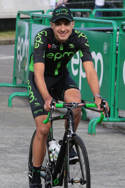 Equipo  Ciclismo EPM 2017
Equipo de Ciclismo EPM 2017
Fecha: Marzo 15 de 2017
Lugar: UVA Ilusión Verde- El Tesoro/ Poblado
Para descargar esta fotografía en alta resolución, haga clic sobre la imagen hasta que la misma se despliegue en la pantalla completa; luego dé clic derecho y elija la opción "guardar imagen como". 
En caso de publicación por cualquier medio, solicitamos acompañarla del crédito: "Foto EPM"
Palabras clave: Equipo  Ciclismo EPM 2017