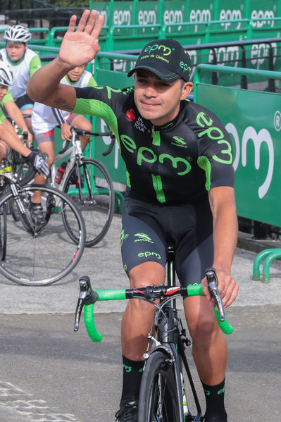 Equipo  Ciclismo EPM 2017
Equipo de Ciclismo EPM 2017
Fecha: Marzo 15 de 2017
Lugar: UVA Ilusión Verde- El Tesoro/ Poblado
Para descargar esta fotografía en alta resolución, haga clic sobre la imagen hasta que la misma se despliegue en la pantalla completa; luego dé clic derecho y elija la opción "guardar imagen como". 
En caso de publicación por cualquier medio, solicitamos acompañarla del crédito: "Foto EPM"
Palabras clave: Equipo  Ciclismo EPM 2017