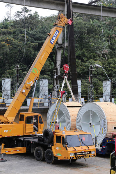 Importación de cables para la Central Guatapé   
Importación de cables para la Central Guatapé    
Fecha: Marzo 17 de 2016
Para descargar esta fotografía en alta resolución, haga clic sobre la imagen hasta que la misma se despliegue en la pantalla completa; luego dé clic derecho y elija la opción "guardar imagen como". 
En caso de publicación por cualquier medio, solicitamos acompañarla del crédito: "Foto EPM"

Palabras clave: Importación cables Central Guatapé