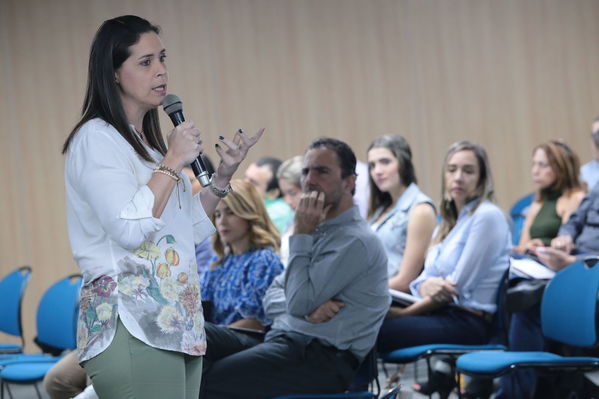 Encuentro ecosistema sostenible de proveedores
Encuentro ecosistema sostenible de proveedores
Fecha: Marzo 3 de 2017
Para descargar esta fotografía en alta resolución, haga clic sobre la imagen hasta que la misma se despliegue en la pantalla completa; luego dé clic derecho y elija la opción "guardar imagen como". 
En caso de publicación por cualquier medio, solicitamos acompañarla del crédito: "Foto EPM"
Palabras clave: Encuentro ecosistema sostenible proveedores