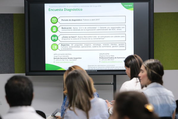 Encuentro ecosistema sostenible de proveedores
Encuentro ecosistema sostenible de proveedores
Fecha: Marzo 3 de 2017
Para descargar esta fotografía en alta resolución, haga clic sobre la imagen hasta que la misma se despliegue en la pantalla completa; luego dé clic derecho y elija la opción "guardar imagen como". 
En caso de publicación por cualquier medio, solicitamos acompañarla del crédito: "Foto EPM"
Palabras clave: Encuentro ecosistema sostenible proveedores