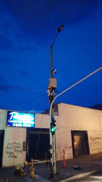 Piloto Ciudades Inteligentes
Piloto Ciudades Inteligentes
Marzo 18 2019
Para descargar esta fotografía en alta resolución, haga clic sobre la imagen hasta que la misma se despliegue en la pantalla completa; luego dé clic derecho y elija la opción "guardar imagen como". 
En caso de publicación por cualquier medio, solicitamos acompañarla del crédito: "Foto EPM"
Palabras clave: Piloto Ciudades Inteligentes