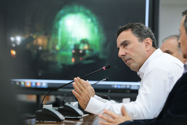 Rueda Prensa atención Contingencia Hidroituango
Fecha: 10 Mayo 2018.
Rueda Prensa atención Contingencia Hidroituango. 
Para descargar esta fotografía en alta resolución, haga clic sobre la imagen hasta que la misma se despliegue en la pantalla completa; luego dé clic derecho y elija la opción "guardar imagen como". 
En caso de publicación por cualquier medio, solicitamos acompañarla del crédito: "Foto EPM"
Palabras clave: Rueda Prensa atención Contingencia Hidroituango