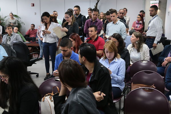 Rueda Prensa atención Contingencia Hidroituango
Fecha: 10 Mayo 2018.
Rueda Prensa atención Contingencia Hidroituango. 
Para descargar esta fotografía en alta resolución, haga clic sobre la imagen hasta que la misma se despliegue en la pantalla completa; luego dé clic derecho y elija la opción "guardar imagen como". 
En caso de publicación por cualquier medio, solicitamos acompañarla del crédito: "Foto EPM"
Palabras clave: Rueda Prensa atención Contingencia Hidroituango