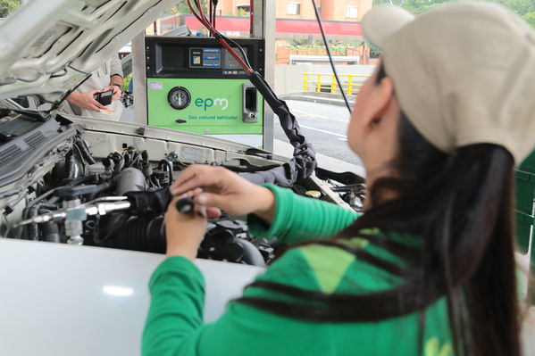 Gas natural vehicular
Gas natural vehicular
Fecha: 17 Mayo 2019.
Para descargar esta fotografía en alta resolución, haga clic sobre la imagen hasta que la misma se despliegue en la pantalla completa; luego dé clic derecho y elija la opción "guardar imagen como". 
En caso de publicación por cualquier medio, solicitamos acompañarla del crédito: "Foto EPM"
Palabras clave: Gas natural vehicular
