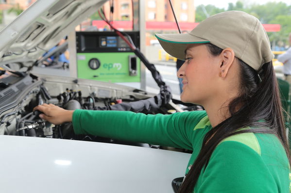 Gas natural vehicular
Gas natural vehicular
Fecha: 17 Mayo 2019.
Para descargar esta fotografía en alta resolución, haga clic sobre la imagen hasta que la misma se despliegue en la pantalla completa; luego dé clic derecho y elija la opción "guardar imagen como". 
En caso de publicación por cualquier medio, solicitamos acompañarla del crédito: "Foto EPM"
Palabras clave: Gas natural vehicular
