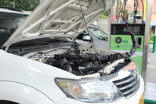 Gas natural vehicular
Gas natural vehicular
Fecha: 17 Mayo 2019.
Para descargar esta fotografía en alta resolución, haga clic sobre la imagen hasta que la misma se despliegue en la pantalla completa; luego dé clic derecho y elija la opción "guardar imagen como". 
En caso de publicación por cualquier medio, solicitamos acompañarla del crédito: "Foto EPM"
Palabras clave: Gas natural vehicular
