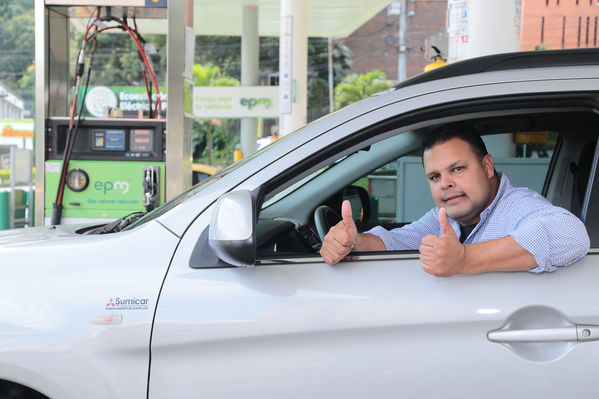 Gas natural vehicular
Gas natural vehicular
Fecha: 17 Mayo 2019.
Para descargar esta fotografía en alta resolución, haga clic sobre la imagen hasta que la misma se despliegue en la pantalla completa; luego dé clic derecho y elija la opción "guardar imagen como". 
En caso de publicación por cualquier medio, solicitamos acompañarla del crédito: "Foto EPM"
Palabras clave: Gas natural vehicular