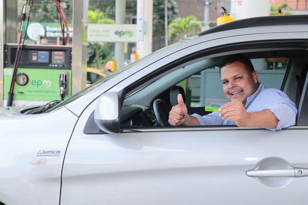 Gas natural vehicular
Gas natural vehicular
Fecha: 17 Mayo 2019.
Para descargar esta fotografía en alta resolución, haga clic sobre la imagen hasta que la misma se despliegue en la pantalla completa; luego dé clic derecho y elija la opción "guardar imagen como". 
En caso de publicación por cualquier medio, solicitamos acompañarla del crédito: "Foto EPM"
Palabras clave: Gas natural vehicular