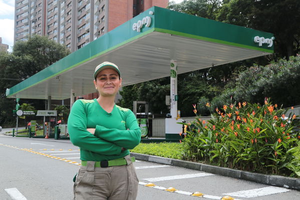 Gas natural vehicular
Gas natural vehicular
Fecha: 17 Mayo 2019.
Para descargar esta fotografía en alta resolución, haga clic sobre la imagen hasta que la misma se despliegue en la pantalla completa; luego dé clic derecho y elija la opción "guardar imagen como". 
En caso de publicación por cualquier medio, solicitamos acompañarla del crédito: "Foto EPM"
Palabras clave: Gas natural vehicular