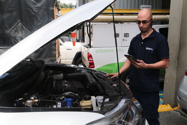 Gas natural vehicular
Gas natural vehicular
Fecha: 17 Mayo 2019.
Para descargar esta fotografía en alta resolución, haga clic sobre la imagen hasta que la misma se despliegue en la pantalla completa; luego dé clic derecho y elija la opción "guardar imagen como". 
En caso de publicación por cualquier medio, solicitamos acompañarla del crédito: "Foto EPM"
Palabras clave: Gas natural vehicular