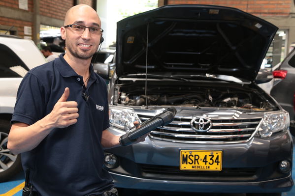 Gas natural vehicular
Gas natural vehicular
Fecha: 17 Mayo 2019.
Para descargar esta fotografía en alta resolución, haga clic sobre la imagen hasta que la misma se despliegue en la pantalla completa; luego dé clic derecho y elija la opción "guardar imagen como". 
En caso de publicación por cualquier medio, solicitamos acompañarla del crédito: "Foto EPM"
Palabras clave: Gas natural vehicular