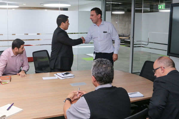 Rueda Prensa Contingencia Hidroituango reunión alcaldes  
Fecha: 2 Mayo 2018.
Rueda Prensa Contingencia Hidroituango, reunión alcaldes.  
Para descargar esta fotografía en alta resolución, haga clic sobre la imagen hasta que la misma se despliegue en la pantalla completa; luego dé clic derecho y elija la opción "guardar imagen como". 
En caso de publicación por cualquier medio, solicitamos acompañarla del crédito: "Foto EPM"
Palabras clave: Rueda Prensa Contingencia Hidroituango reunión alcaldes