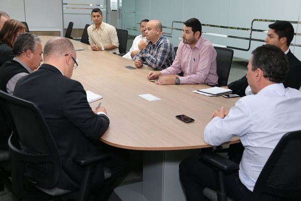 Rueda Prensa Contingencia Hidroituango reunión alcaldes  
Fecha: 2 Mayo 2018.
Rueda Prensa Contingencia Hidroituango, reunión alcaldes.  
Para descargar esta fotografía en alta resolución, haga clic sobre la imagen hasta que la misma se despliegue en la pantalla completa; luego dé clic derecho y elija la opción "guardar imagen como". 
En caso de publicación por cualquier medio, solicitamos acompañarla del crédito: "Foto EPM"
Palabras clave: Rueda Prensa Contingencia Hidroituango reunión alcaldes