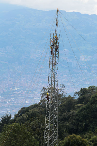 Proyecto Bello Guayabal Ancón
Proyecto Bello-Guayabal-Ancón
Fecha: Mayo 17 de 2017
Para descargar esta fotografía en alta resolución, haga clic sobre la imagen hasta que la misma se despliegue en la pantalla completa; luego dé clic derecho y elija la opción "guardar imagen como". 
En caso de publicación por cualquier medio, solicitamos acompañarla del crédito: "Foto EPM"
Palabras clave: Proyecto Bello Guayabal Ancón