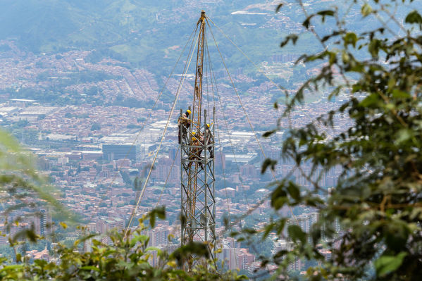 Proyecto Bello Guayabal Ancón
Proyecto Bello-Guayabal-Ancón
Fecha: Mayo 17 de 2017
Para descargar esta fotografía en alta resolución, haga clic sobre la imagen hasta que la misma se despliegue en la pantalla completa; luego dé clic derecho y elija la opción "guardar imagen como". 
En caso de publicación por cualquier medio, solicitamos acompañarla del crédito: "Foto EPM"
Palabras clave: Proyecto Bello Guayabal Ancón