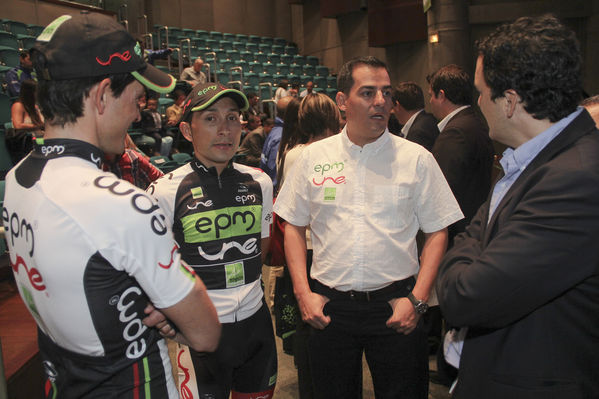 Lanzamiento del equipo de ciclismo EPM – UNE - Área Metropolitana
Lanzamiento del equipo de ciclismo EPM – UNE - Área Metropolitana
Fecha: Marzo 12 de 2014
Para descargar esta fotografía en alta resolución, haga clic sobre la imagen hasta que la misma se despliegue en la pantalla completa; luego dé clic derecho y elija la opción "guardar imagen como". 
En caso de publicación por cualquier medio, solicitamos acompañarla del crédito: "Foto EPM"
Palabras clave: Lanzamiento equipo ciclismo EPM UNE Área Metropolitana
