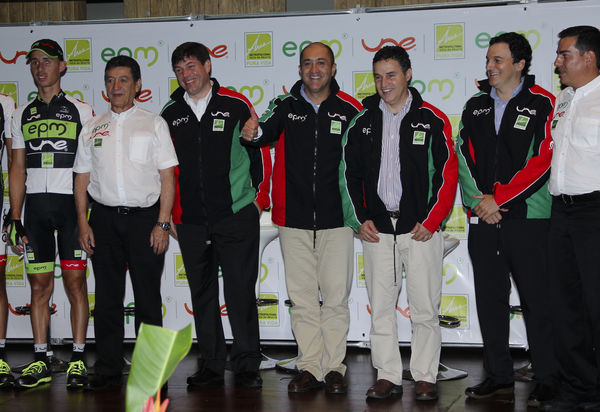 Lanzamiento del equipo de ciclismo EPM – UNE - Área Metropolitana
Lanzamiento del equipo de ciclismo EPM – UNE - Área Metropolitana
Fecha: Marzo 12 de 2014
Para descargar esta fotografía en alta resolución, haga clic sobre la imagen hasta que la misma se despliegue en la pantalla completa; luego dé clic derecho y elija la opción "guardar imagen como". 
En caso de publicación por cualquier medio, solicitamos acompañarla del crédito: "Foto EPM"

Palabras clave: Lanzamiento equipo ciclismo EPM UNE Área Metropolitana