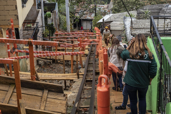 Avances conexión aguas potables oriente Medellín
Avances conexión aguas potables oriente Medellín
Fecha: Marzo 17 2021.
Para descargar esta fotografía en alta resolución, haga clic sobre la imagen hasta que la misma se despliegue en la pantalla completa; luego dé clic derecho y elija la opción "guardar imagen como". 
En caso de publicación por cualquier medio, solicitamos acompañarla del crédito: "Foto EPM"
Palabras clave: Avances conexión aguas potables oriente Medellín