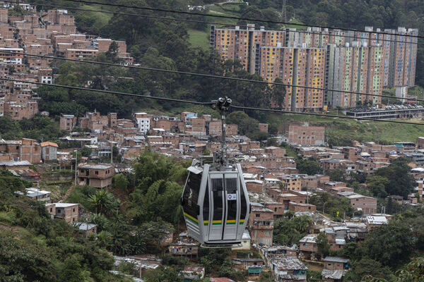 Avances conexión aguas potables oriente Medellín
Avances conexión aguas potables oriente Medellín
Fecha: Marzo 17 2021.
Para descargar esta fotografía en alta resolución, haga clic sobre la imagen hasta que la misma se despliegue en la pantalla completa; luego dé clic derecho y elija la opción "guardar imagen como". 
En caso de publicación por cualquier medio, solicitamos acompañarla del crédito: "Foto EPM"
Palabras clave: Avances conexión aguas potables oriente Medellín