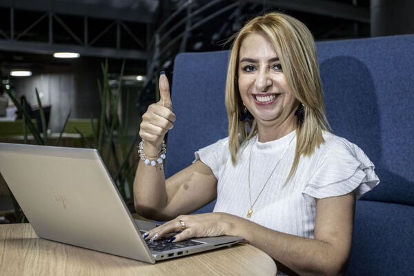 Equipo Servicios Compartidos
Equipo de Servicios Compartidos.
Fecha: Marzo 18 2021
Para descargar esta fotografía en alta resolución, haga clic sobre la imagen hasta que la misma se despliegue en la pantalla completa; luego dé clic derecho y elija la opción "guardar imagen como". 
En caso de publicación por cualquier medio, solicitamos acompañarla del crédito: "Foto EPM"
Palabras clave: Equipo Servicios Compartidos