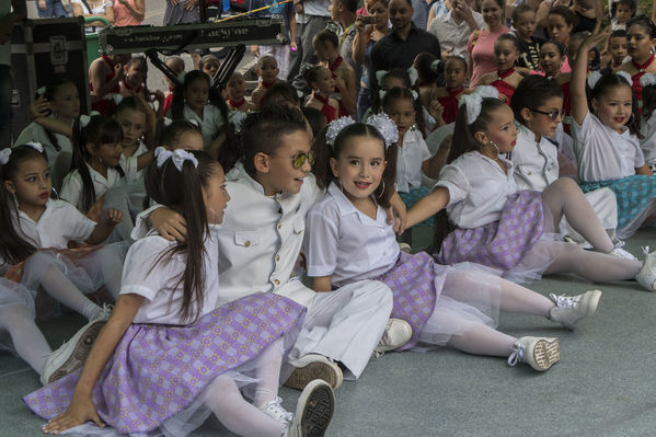 Día del Cliente en San Cristobal
Día del Cliente en San Cristobal
Fecha: Marzo 24 de 2018
Para descargar esta fotografía en alta resolución, haga clic sobre la imagen hasta que la misma se despliegue en la pantalla completa; luego dé clic derecho y elija la opción "guardar imagen como". 
En caso de publicación por cualquier medio, solicitamos acompañarla del crédito: "Foto EPM"
Palabras clave: Día Cliente San Cristobal