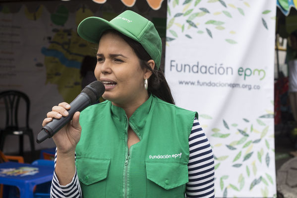 Día del Cliente en San Cristobal
Día del Cliente en San Cristobal
Fecha: Marzo 24 de 2018
Para descargar esta fotografía en alta resolución, haga clic sobre la imagen hasta que la misma se despliegue en la pantalla completa; luego dé clic derecho y elija la opción "guardar imagen como". 
En caso de publicación por cualquier medio, solicitamos acompañarla del crédito: "Foto EPM"
Palabras clave: Día Cliente San Cristobal