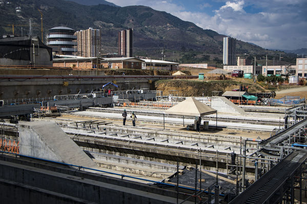 Avance obras PTAR Aguas Claras marzo 2018
Avance de obras PTAR Aguas Claras – 6 de marzo 2018
Fecha: Marzo 6 de 2018
Para descargar esta fotografía en alta resolución, haga clic sobre la imagen hasta que la misma se despliegue en la pantalla completa; luego dé clic derecho y elija la opción "guardar imagen como". 
En caso de publicación por cualquier medio, solicitamos acompañarla del crédito: "Foto EPM"

Palabras clave: Avance obras PTAR Aguas Claras marzo 2018