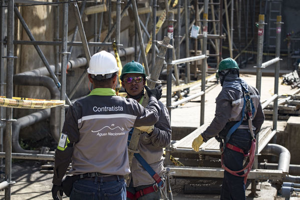 Avance obras PTAR Aguas Claras marzo 2018
Avance de obras PTAR Aguas Claras – 6 de marzo 2018
Fecha: Marzo 6 de 2018
Para descargar esta fotografía en alta resolución, haga clic sobre la imagen hasta que la misma se despliegue en la pantalla completa; luego dé clic derecho y elija la opción "guardar imagen como". 
En caso de publicación por cualquier medio, solicitamos acompañarla del crédito: "Foto EPM"

Palabras clave: Avance obras PTAR Aguas Claras marzo 2018