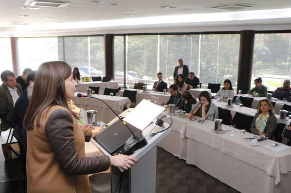 Rueda de prensa – Entrada en operación de Nueva Esperanza
Rueda de prensa – Entrada en operación de Nueva Esperanza
Fecha: Mayo 16 de 2017. Ciudad: Bogotá
Para descargar esta fotografía en alta resolución, haga clic sobre la imagen hasta que la misma se despliegue en la pantalla completa; luego dé clic derecho y elija la opción "guardar imagen como". 
En caso de publicación por cualquier medio, solicitamos acompañarla del crédito: "Foto EPM"
Palabras clave: Rueda de prensa – Entrada en operación de Nueva Esperanza