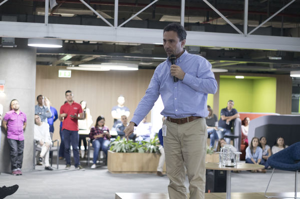 Rueda Prensa Contingencia Hidroituango Mayo 25
Fecha: Mayo 25 2018.
Rueda Prensa Contingencia Hidroituango.
Para descargar esta fotografía en alta resolución, haga clic sobre la imagen hasta que la misma se despliegue en la pantalla completa; luego dé clic derecho y elija la opción "guardar imagen como". 
En caso de publicación por cualquier medio, solicitamos acompañarla del crédito: "Foto EPM"
Palabras clave: Rueda Prensa Contingencia Hidroituango Mayo 25