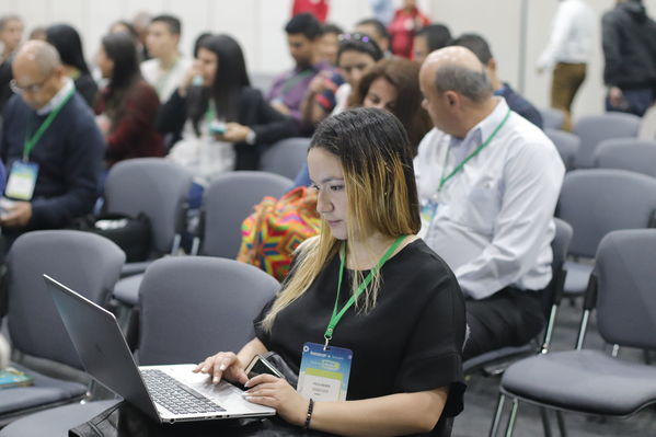 Innovar+
Innovar+
Fecha: 28 Mayo 2019.
Para descargar esta fotografía en alta resolución, haga clic sobre la imagen hasta que la misma se despliegue en la pantalla completa; luego dé clic derecho y elija la opción "guardar imagen como". 
En caso de publicación por cualquier medio, solicitamos acompañarla del crédito: "Foto EPM"
Palabras clave: Innovar+