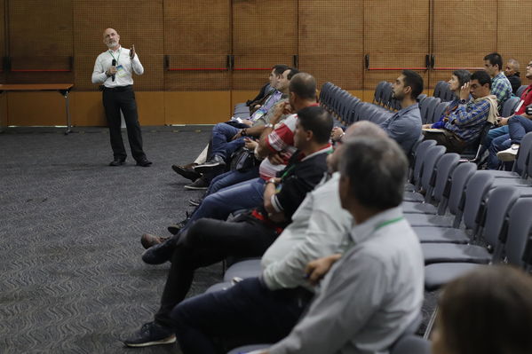 Innovar+
Innovar+
Fecha: 28 Mayo 2019.
Para descargar esta fotografía en alta resolución, haga clic sobre la imagen hasta que la misma se despliegue en la pantalla completa; luego dé clic derecho y elija la opción "guardar imagen como". 
En caso de publicación por cualquier medio, solicitamos acompañarla del crédito: "Foto EPM"
Palabras clave: Innovar+