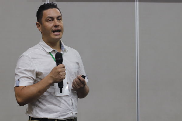 Innovar+
Innovar+
Fecha: 28 Mayo 2019.
Para descargar esta fotografía en alta resolución, haga clic sobre la imagen hasta que la misma se despliegue en la pantalla completa; luego dé clic derecho y elija la opción "guardar imagen como". 
En caso de publicación por cualquier medio, solicitamos acompañarla del crédito: "Foto EPM"
Palabras clave: Innovar+