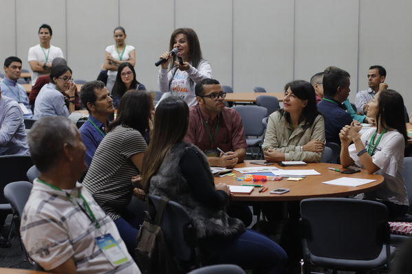 Innovar+
Innovar+
Fecha: 28 Mayo 2019.
Para descargar esta fotografía en alta resolución, haga clic sobre la imagen hasta que la misma se despliegue en la pantalla completa; luego dé clic derecho y elija la opción "guardar imagen como". 
En caso de publicación por cualquier medio, solicitamos acompañarla del crédito: "Foto EPM"
Palabras clave: Innovar+
