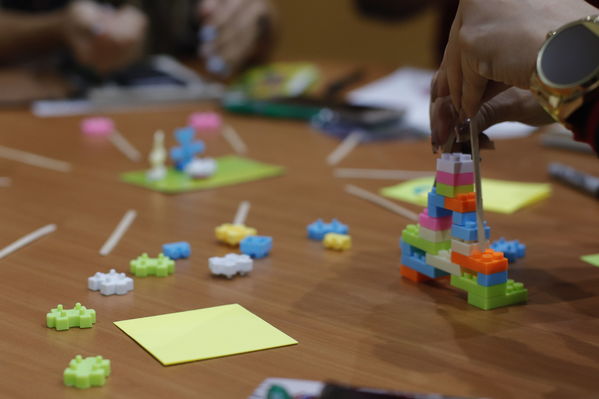 Innovar+
Innovar+
Fecha: 28 Mayo 2019.
Para descargar esta fotografía en alta resolución, haga clic sobre la imagen hasta que la misma se despliegue en la pantalla completa; luego dé clic derecho y elija la opción "guardar imagen como". 
En caso de publicación por cualquier medio, solicitamos acompañarla del crédito: "Foto EPM"
Palabras clave: Innovar+