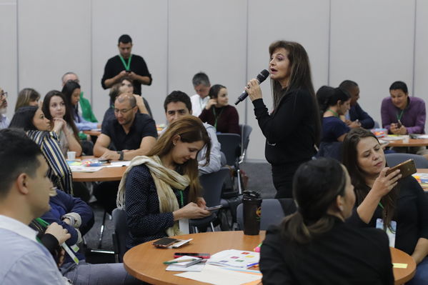 Innovar+
Innovar+
Fecha: 28 Mayo 2019.
Para descargar esta fotografía en alta resolución, haga clic sobre la imagen hasta que la misma se despliegue en la pantalla completa; luego dé clic derecho y elija la opción "guardar imagen como". 
En caso de publicación por cualquier medio, solicitamos acompañarla del crédito: "Foto EPM"
Palabras clave: Innovar+