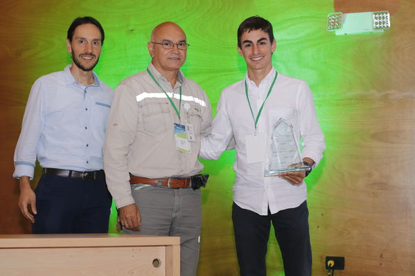 Innovar+
Innovar+
Fecha: 28 Mayo 2019.
Para descargar esta fotografía en alta resolución, haga clic sobre la imagen hasta que la misma se despliegue en la pantalla completa; luego dé clic derecho y elija la opción "guardar imagen como". 
En caso de publicación por cualquier medio, solicitamos acompañarla del crédito: "Foto EPM"
Palabras clave: Innovar+