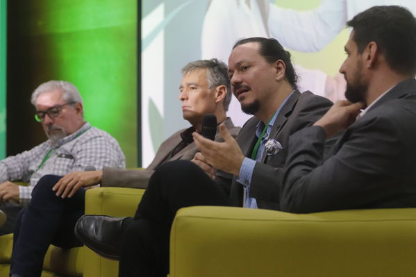 Innovar+
Innovar+
Fecha: 28 Mayo 2019.
Para descargar esta fotografía en alta resolución, haga clic sobre la imagen hasta que la misma se despliegue en la pantalla completa; luego dé clic derecho y elija la opción "guardar imagen como". 
En caso de publicación por cualquier medio, solicitamos acompañarla del crédito: "Foto EPM"
Palabras clave: Innovar+