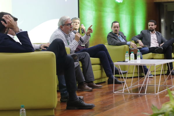 Innovar+
Innovar+
Fecha: 28 Mayo 2019.
Para descargar esta fotografía en alta resolución, haga clic sobre la imagen hasta que la misma se despliegue en la pantalla completa; luego dé clic derecho y elija la opción "guardar imagen como". 
En caso de publicación por cualquier medio, solicitamos acompañarla del crédito: "Foto EPM"
Palabras clave: Innovar+