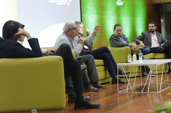 Innovar+
Innovar+
Fecha: 28 Mayo 2019.
Para descargar esta fotografía en alta resolución, haga clic sobre la imagen hasta que la misma se despliegue en la pantalla completa; luego dé clic derecho y elija la opción "guardar imagen como". 
En caso de publicación por cualquier medio, solicitamos acompañarla del crédito: "Foto EPM"
Palabras clave: Innovar+