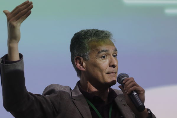 Innovar+
Innovar+
Fecha: 28 Mayo 2019.
Para descargar esta fotografía en alta resolución, haga clic sobre la imagen hasta que la misma se despliegue en la pantalla completa; luego dé clic derecho y elija la opción "guardar imagen como". 
En caso de publicación por cualquier medio, solicitamos acompañarla del crédito: "Foto EPM"
Palabras clave: Innovar+