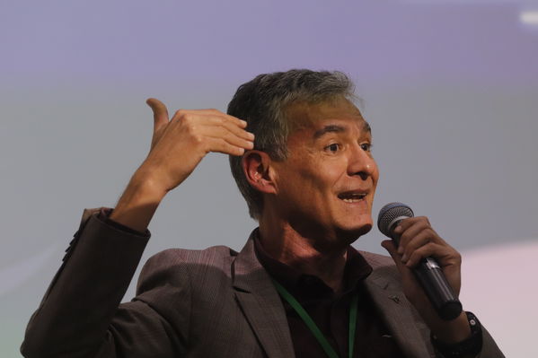 Innovar+
Innovar+
Fecha: 28 Mayo 2019.
Para descargar esta fotografía en alta resolución, haga clic sobre la imagen hasta que la misma se despliegue en la pantalla completa; luego dé clic derecho y elija la opción "guardar imagen como". 
En caso de publicación por cualquier medio, solicitamos acompañarla del crédito: "Foto EPM"
Palabras clave: Innovar+