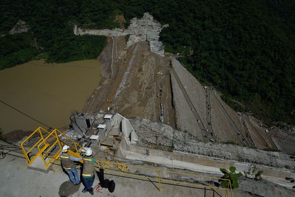 Fotos panorámicas obras
Fotos panorámicas obras.
cha: 29 Mayo 2018.
Para descargar esta fotografía en alta resolución, haga clic sobre la imagen hasta que la misma se despliegue en la pantalla completa; luego dé clic derecho y elija la opción "guardar imagen como". 
En caso de publicación por cualquier medio, solicitamos acompañarla del crédito: "Foto EPM
Palabras clave: Fotos panorámicas obras