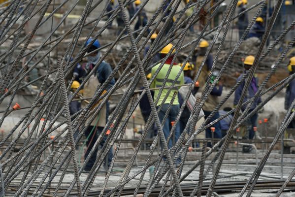 Contingencia Hidroituango trabajos vertedero
Contingencia Hidroituango, trabajos vertedero.  
Fecha: Mayo 29 2018.
Para descargar esta fotografía en alta resolución, haga clic sobre la imagen hasta que la misma se despliegue en la pantalla completa; luego dé clic derecho y elija la opción "guardar imagen como". 
En caso de publicación por cualquier medio, solicitamos acompañarla del crédito: "Foto EPM"
Palabras clave: Contingencia Hidroituango trabajos vertedero